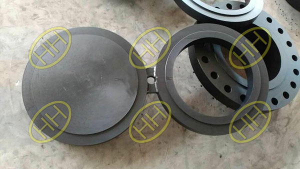 Spectacle blind flanges,Ring Spacers and paddle flanges are finished in Haihao Group