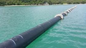 Float towing pipe laying