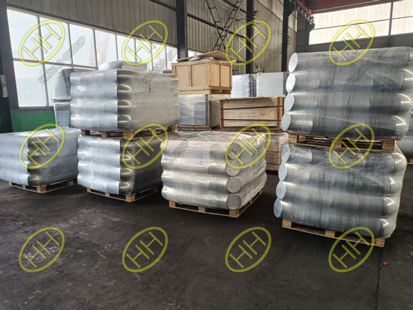 ASME B16.9 and EN 10253-2 pipe fittings ready for shipment to UK