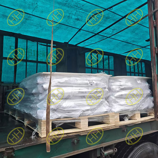 Haihao Group exported Grade 8.8 industrial bolts and washers for overseas pipeline construction project